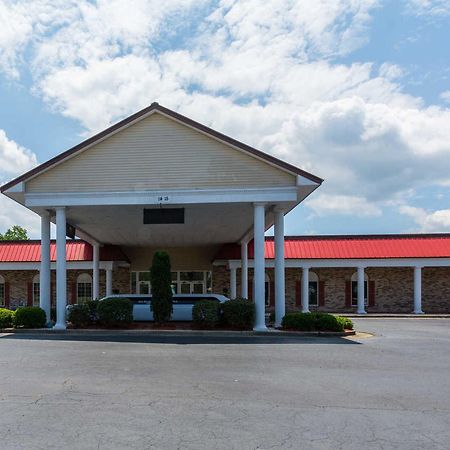 Econo Lodge Inn & Suites Orangeburg Exteriér fotografie