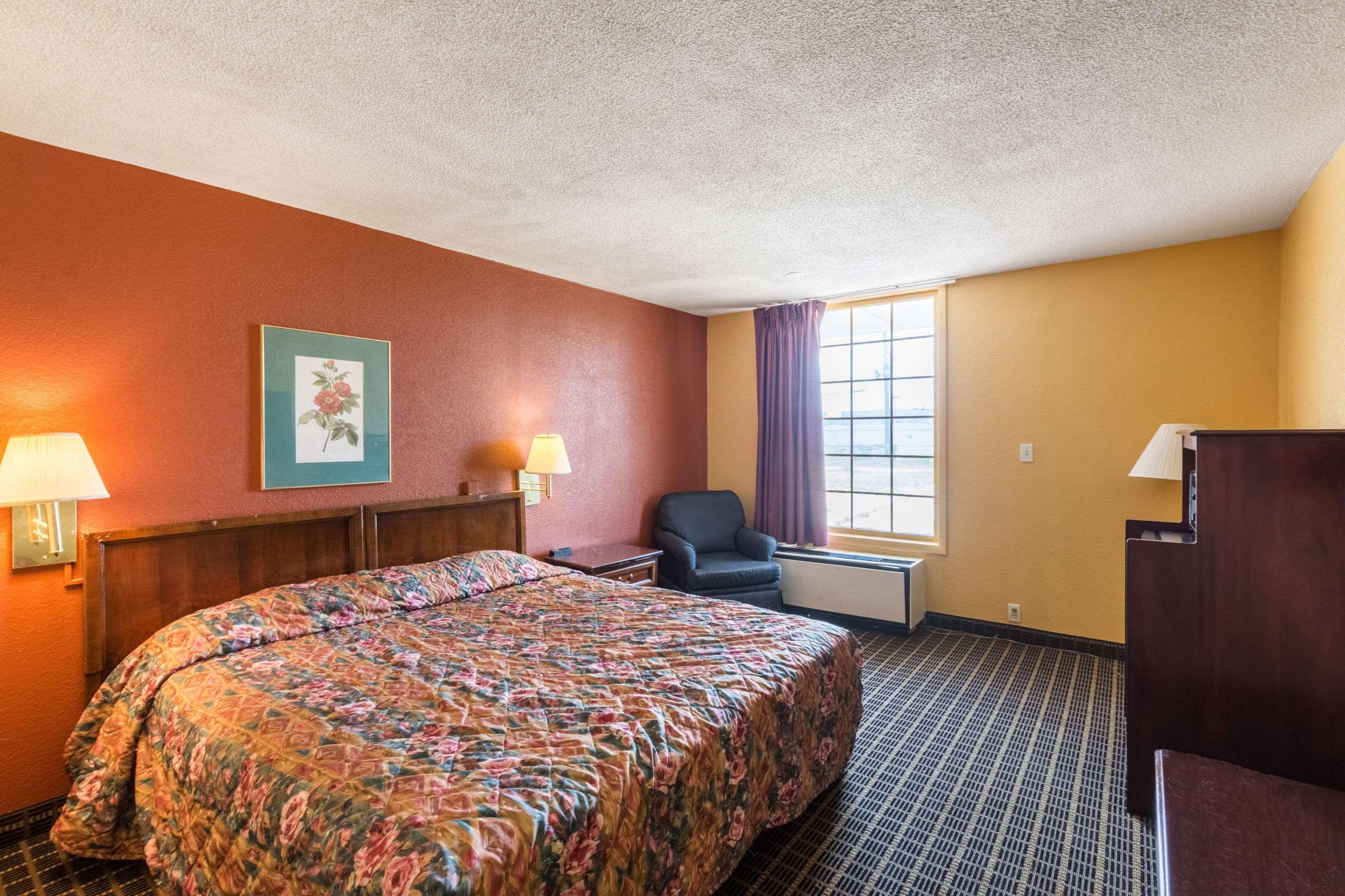 Econo Lodge Inn & Suites Orangeburg Exteriér fotografie