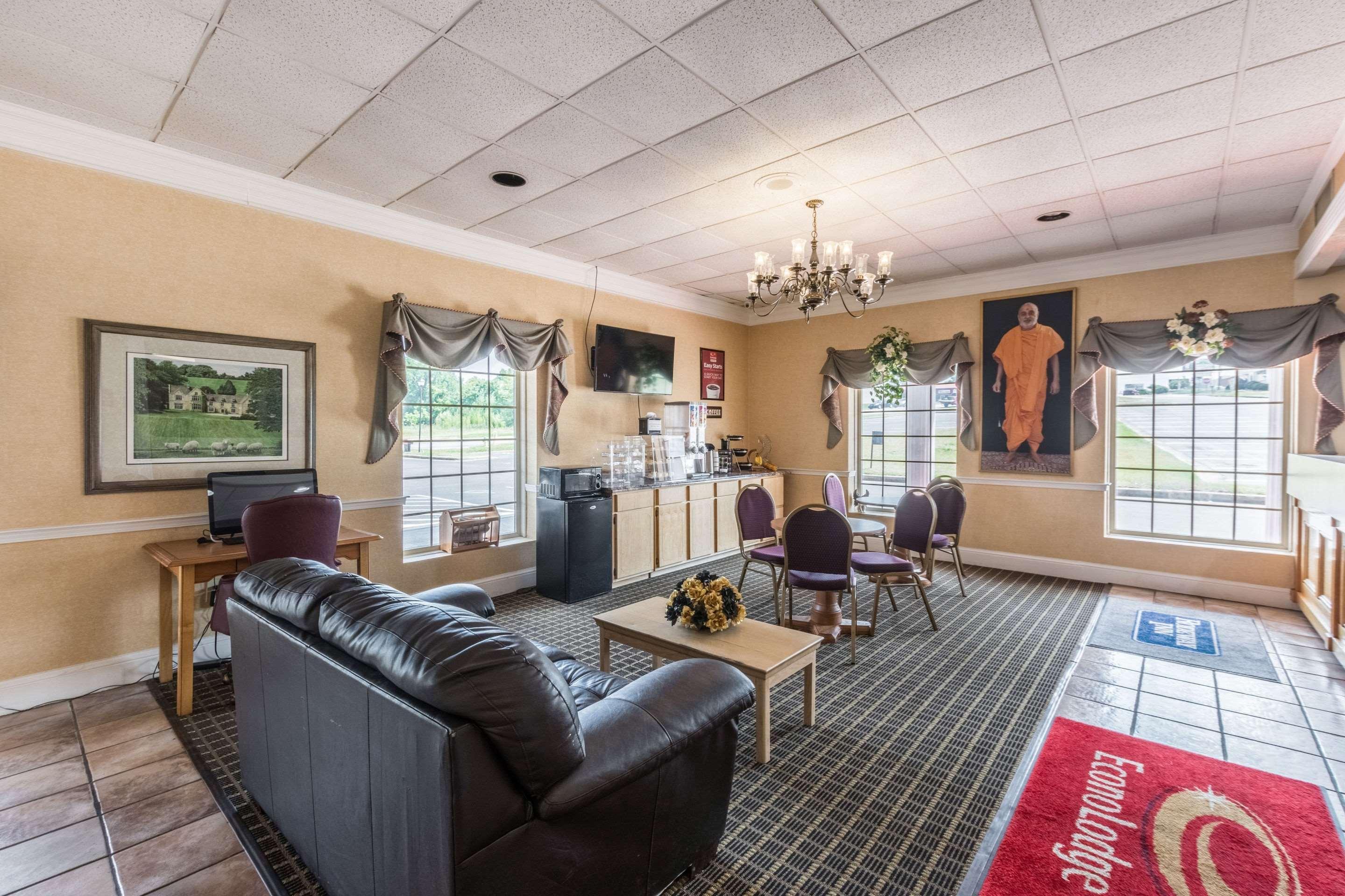 Econo Lodge Inn & Suites Orangeburg Exteriér fotografie