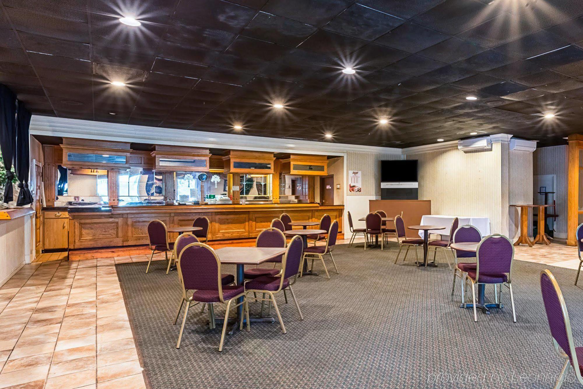 Econo Lodge Inn & Suites Orangeburg Exteriér fotografie