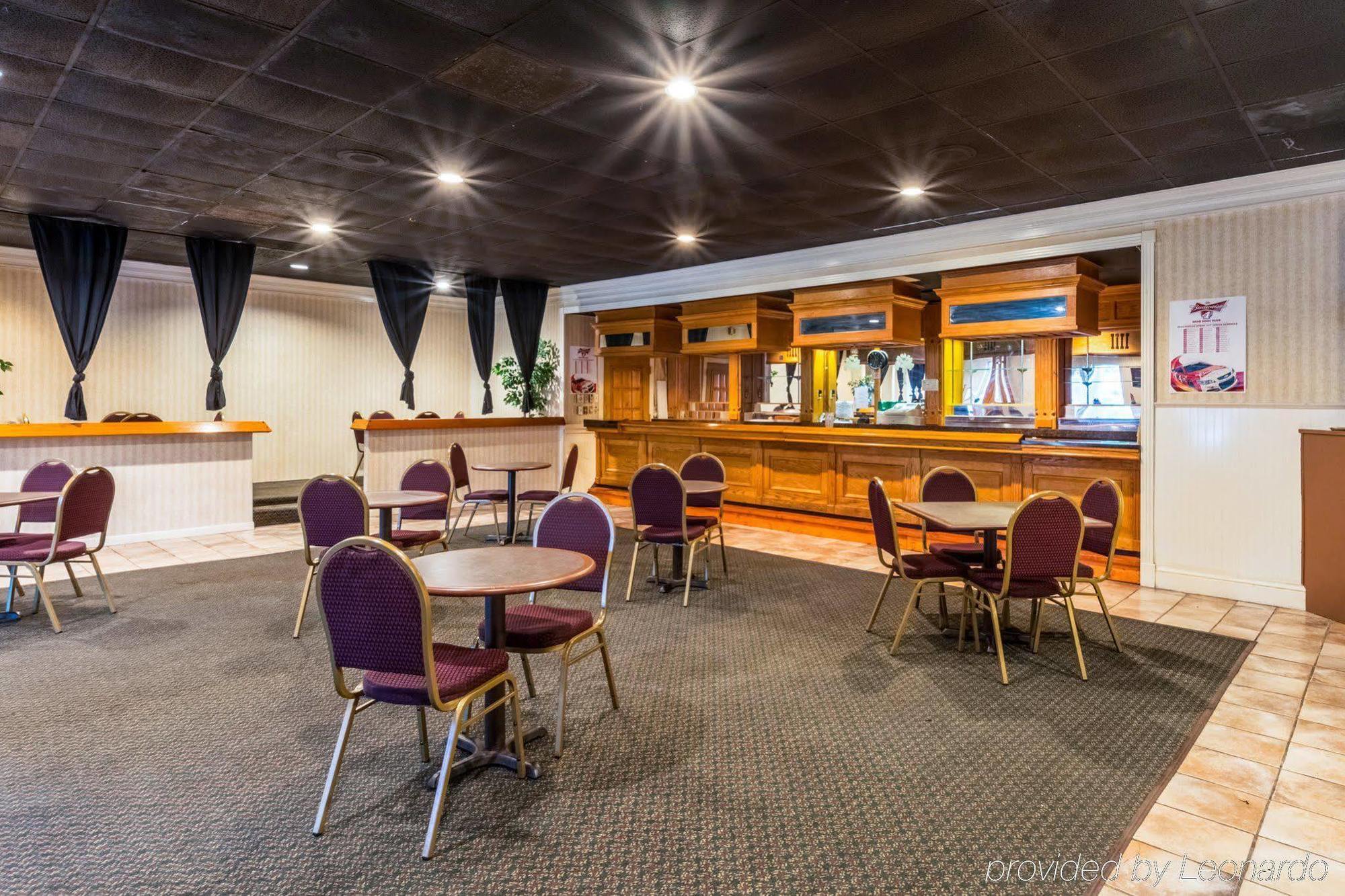 Econo Lodge Inn & Suites Orangeburg Exteriér fotografie